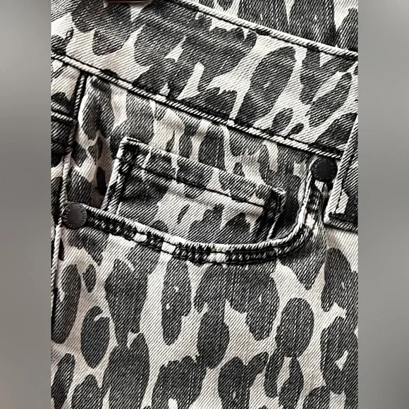 Paige Rosie HW Women’s Poppy Leopard Slim Crop FlareHigh Rise Jeans